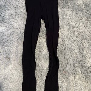 Black Lululemon Leggings with Super Pretty Pattern All The Way Down The Legs!
